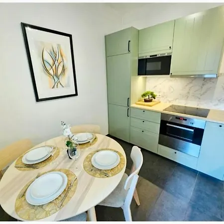 Prime Location Near Train Station *