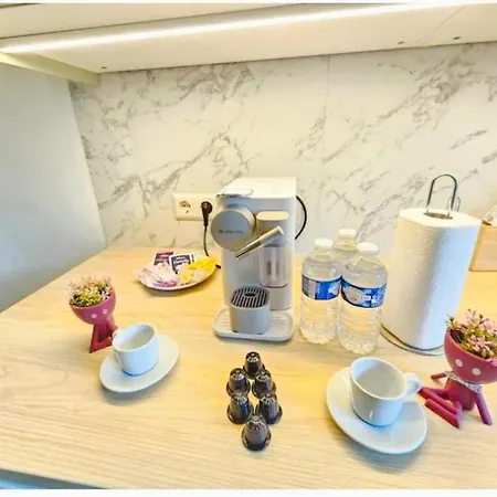 Apartman Prime Location Near Train Station *